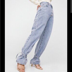 BRAND NEW NASTYGAL MOM JEANS